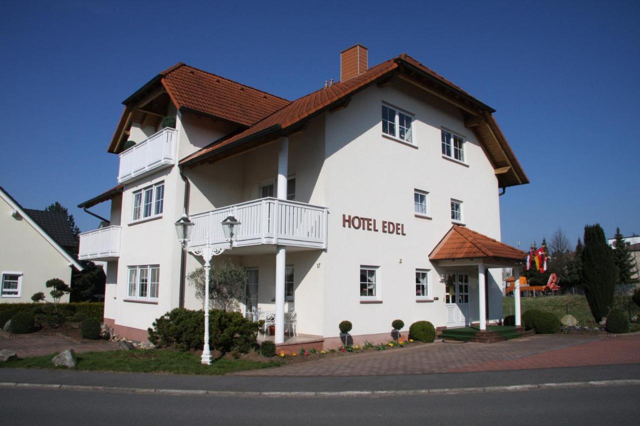 Hotel Edel Haibach  Buitenkant foto